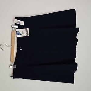 Izod golf dark blue size 18 athletic skort